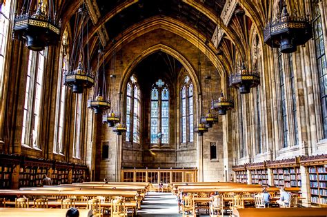 University of Washington: Admissions, Ranking, Acceptance Rate, Courses ...