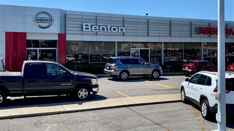 Local auto dealer, Benton Nissan, offering free sanitizer to the public