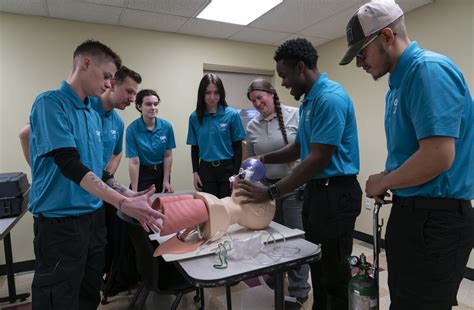 Emergency Med Tech 的图像结果