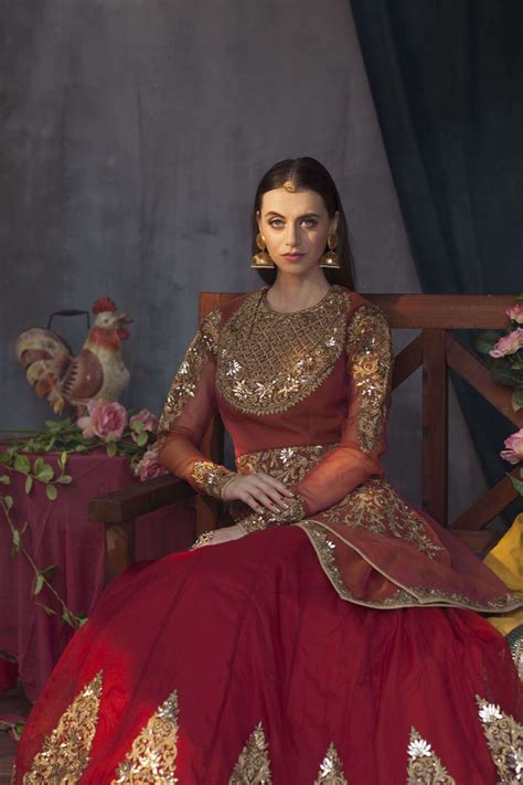 Burnt Orange Lehenga – Aashima Behl