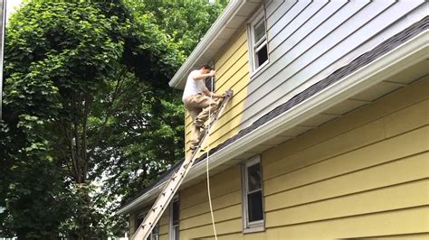 25 Inspiring Exterior House Paint Color Ideas: How To Spray Paint House ...