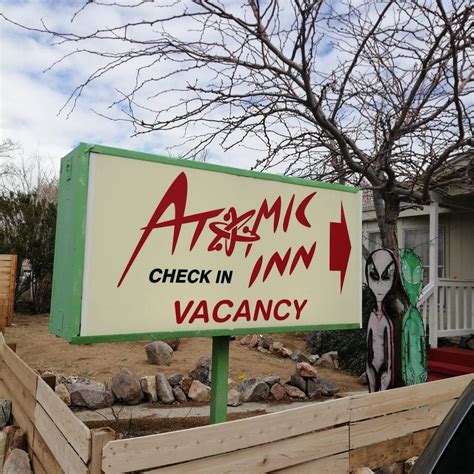 THE ATOMIC INN (Beatty, Nevada) - Motel Reviews, Photos, Rate ...