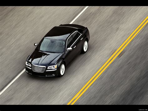 Chrysler 300 (2011) | Top