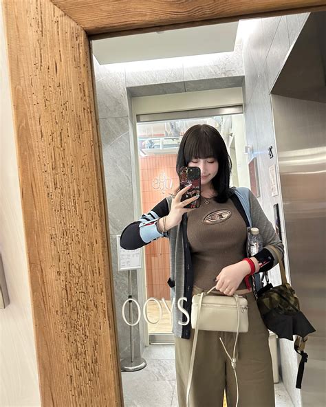 zs (@zsjhzsjh) • Instagram photos and videos