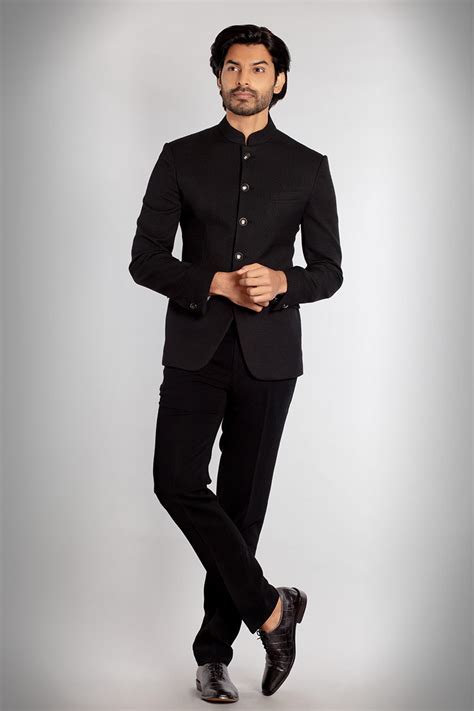 Bandhgala Suits for Men with Regal Elegance | BenzerWorld