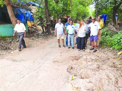 Irked by poor road conditions for seven years, Navelim locals threaten ...