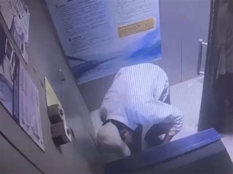 Mehsana ATM Theft: Dediyasan Indian Bank & Modhera Chokdi UCO Bank ATMs ...