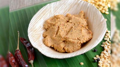 மதிய உணவுக்கு பொருத்தமாக இருக்கும் துவரம் பருப்பு துவையல்... 5 ...