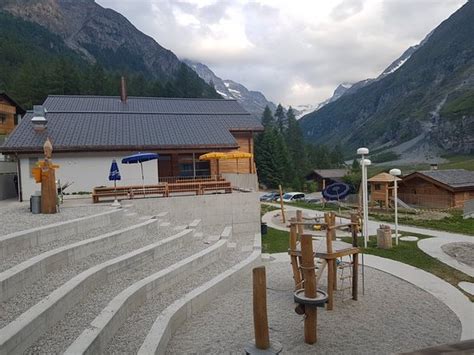 REKA-FERIENDORF ZINAL - Apartment Reviews, Photos, Rate Comparison ...