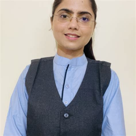 Rakshin Malik - Navi Mumbai,Maharashtra : I have been working in Aakash ...