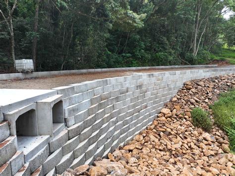 Eco Concrete Blocks - Mass Concrete Retaining Wall System