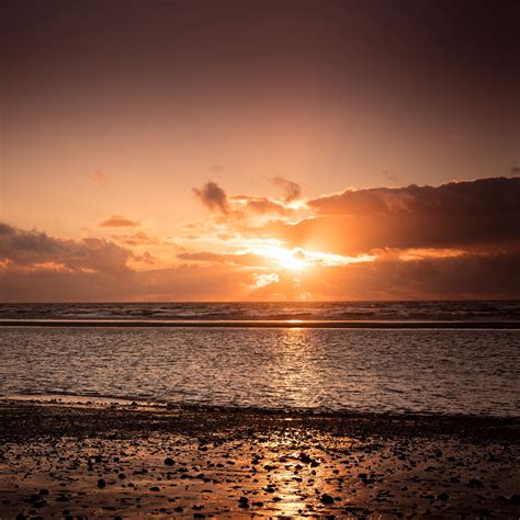 Download wallpaper 2780x2780 sea, sunset, clouds, dark ipad air, ipad ...