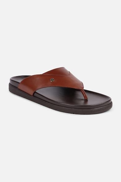 Buy Men Black Solid Sandals Online - 39644002 | Louis Philippe