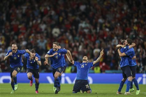 历史上的今天7月12日_2010年西班牙国家男子足球队夺得2010年世界杯足球赛冠军，也成为了继乌拉圭、意大利、德国、巴西、英格兰、阿根廷和 ...