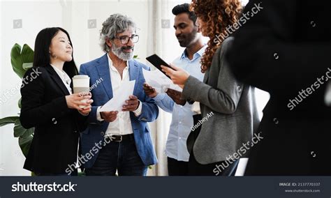 Multiracial Business People 的图像结果