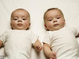 双胞胎男孩名字（出自楚辞的双胞胎男孩名字推荐）_可可情感网