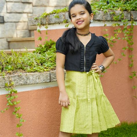 Get Bougainvillea Printed Pink Skirt at ₹ 1999 | LBB Shop