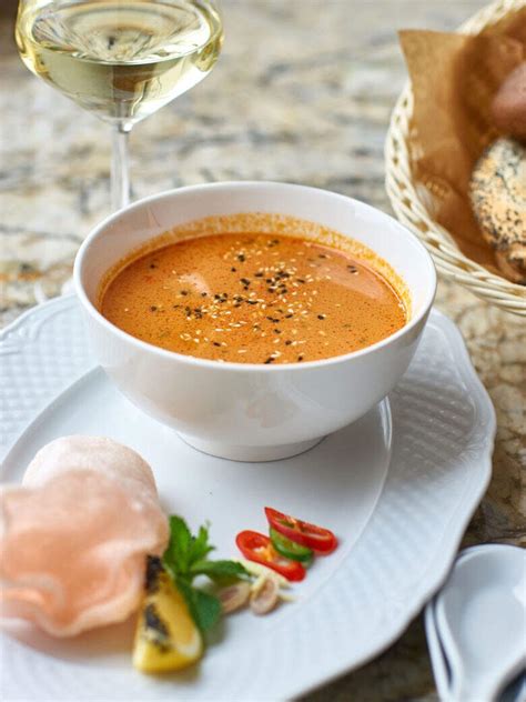 How To Make Singaporean Chicken Laksa | Femina.in