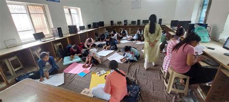 Rameshwar Dass Sarraf Public Girls College