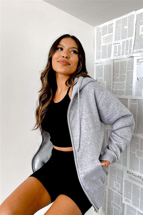 Jenny Oversized Fleece Jacket | Gray hoodie outfit, Full zip hoodie ...