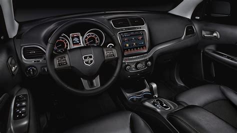 Dodge Journey sairá de linha neste ano, mas a marca promete novidades ...