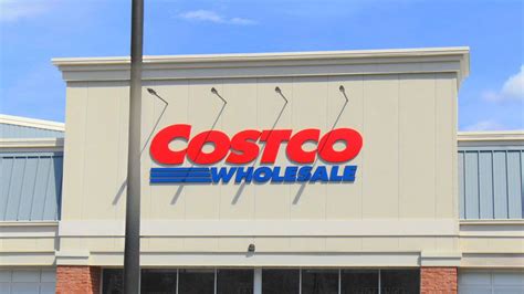 Costco Raises Wages Ahead of Potential Strike