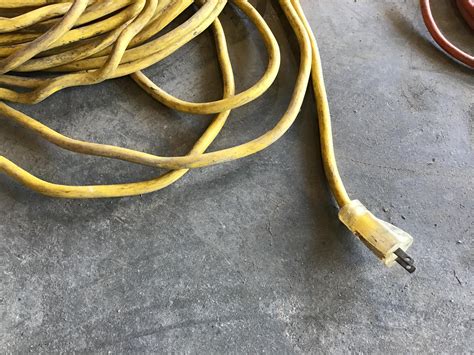 220V & 110V Extension Cords BigIron Auctions