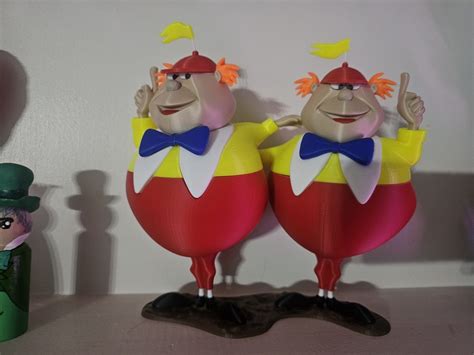 alice in wonderland Tweedle Dee And Tweedle Dumb Hard Plastic Figure ...