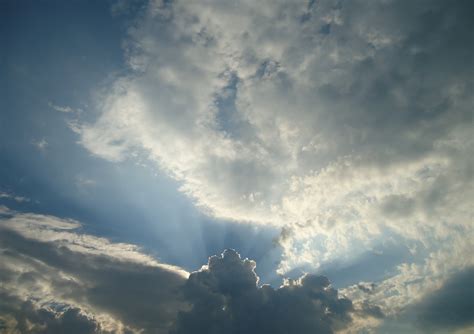 Make HDR effect from a single JPG photo online - IMG online