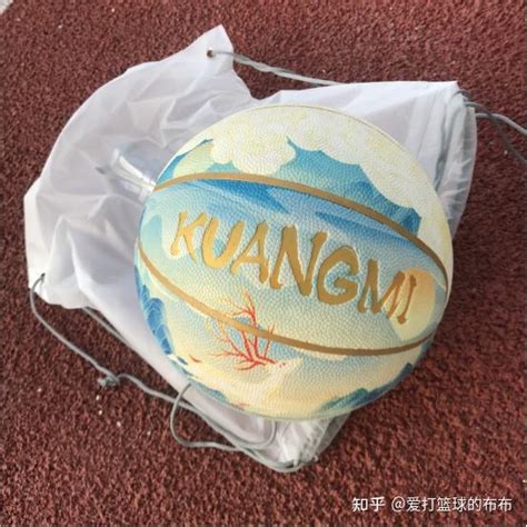 打篮球买什么礼物最新素材