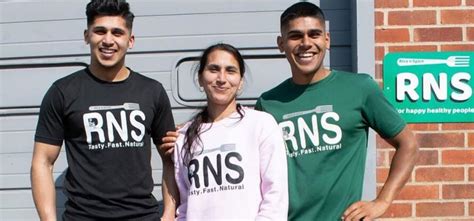 NRI Brothers Help Their Mom Retire Before 50, Live For Herself & Now We ...