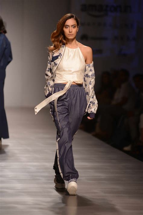 Pinnacle by Shruti Sancheti at Amazon India Fashion Week spring/summer ...