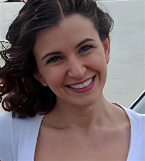 Annie Arbor Wiki, Age, Boyfriend, Net Worth, Photos, Videos, Ethnicity and More