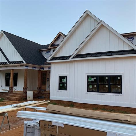 Certainteed Insulated Vinyl Board & Batten 10” Reveal Exterior Installation