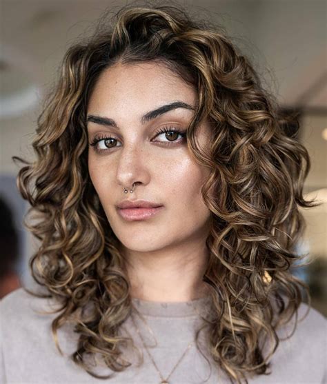 30 Hairstyles for Thin Curly Hair That Look Simply Amazing