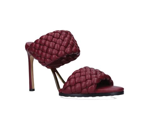 This Month Let Colour-Blocking Dominate Your Online Shopping Cart