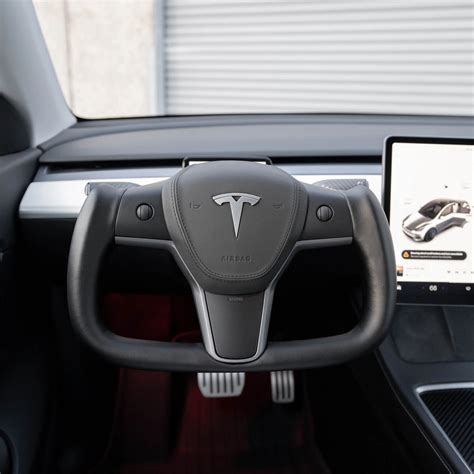 Tesla Model 3 / Y Yoke Carbon Fiber Steering Wheel【Style 34】