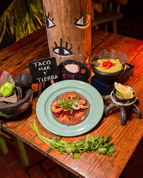 365 Sabores en Yucatán - No. 204 Taco mar y tierra: camarones y ...