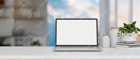 White Computer 的图像结果