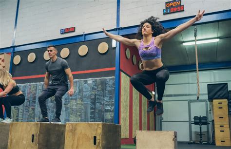 Jump Height & Vertical Jump: Averages and Measurements Tips