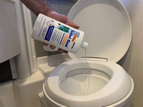 Rv Toilet Bowl Doesn't Hold Water at Layla Helms blog