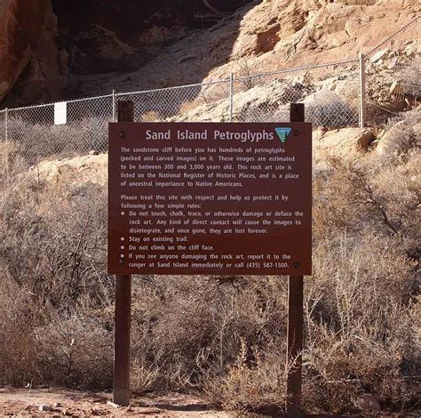 Sand Island Petroglyphs | Bluff, Utah