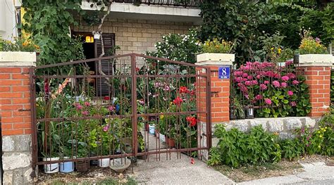 APARTMAN IRENA (Lepetane) - Specialty Hotel Reviews & Photos - Tripadvisor