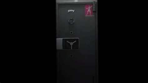 Godrej Defender Prime Burglar Resistant Safe - Godrej 26 Defender Prime ...