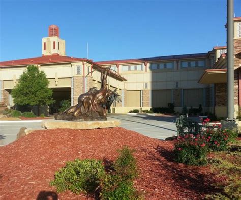 THE 10 BEST Restaurants in Shawnee - Updated March 2020 - Tripadvisor