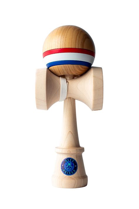 BROKEN BONES – Sweets Kendamas