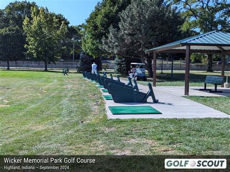 10 photos of the Wicker Memorial Park Golf Course practice area | GolfScout