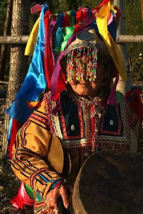 古代北方的萨满文化，色彩面具与服饰的艺术价值_腾讯新闻