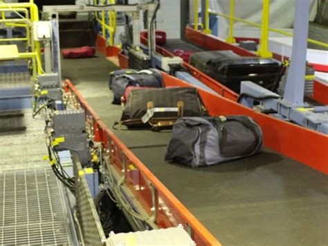 Practical example: MOVIGEAR® at Helsinki Airport | SEW-EURODRIVE