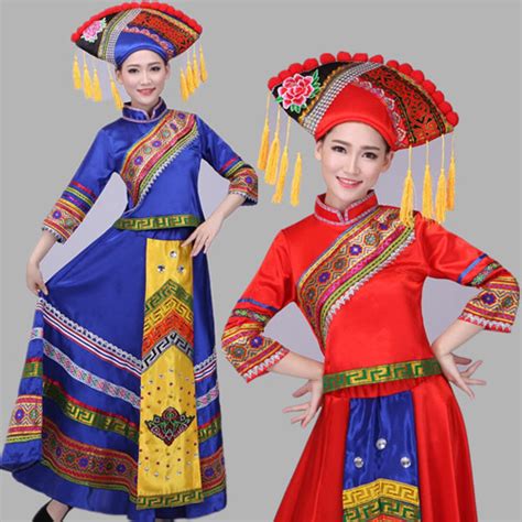 广西民族服饰文化展在贵港举行 上演“最炫民族风”